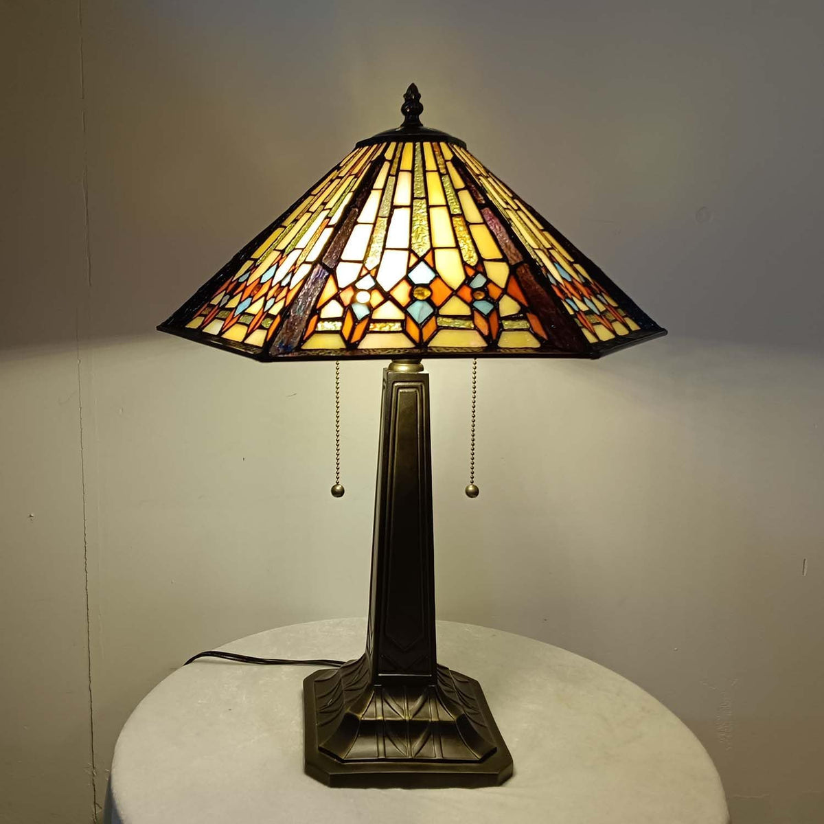 Bieye L13021 Amber Mission Table Lamp — model photograph 3